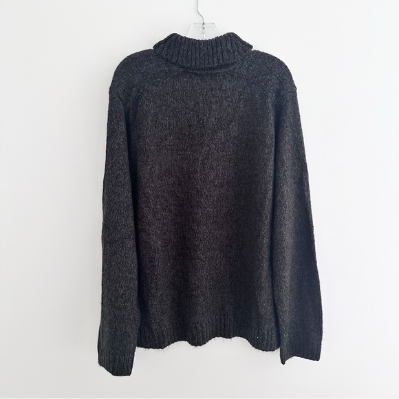 Northwest Territory Black Sweater - Picture 3 of 7